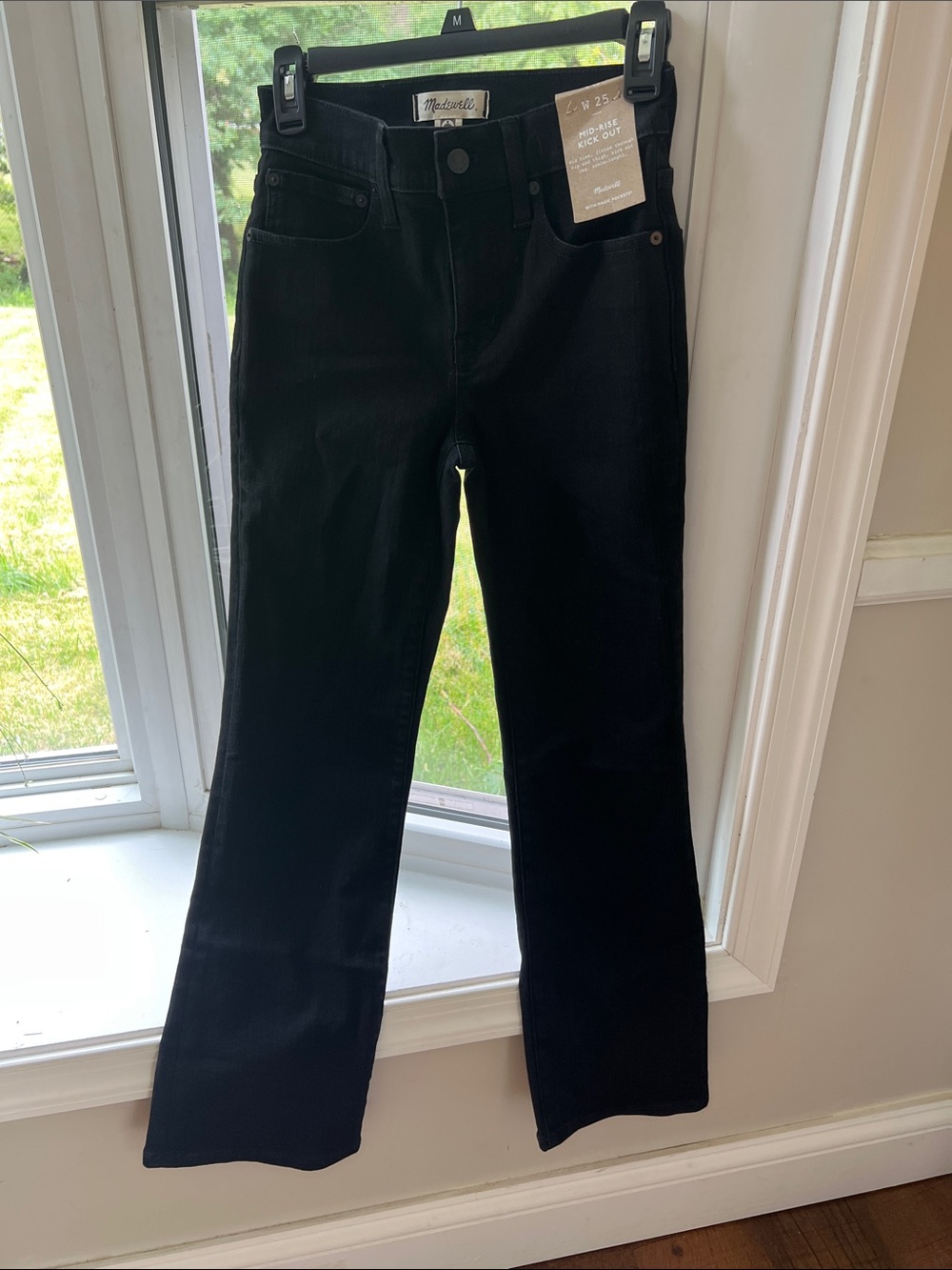 Madewell Black Mid-Rise Kick Out